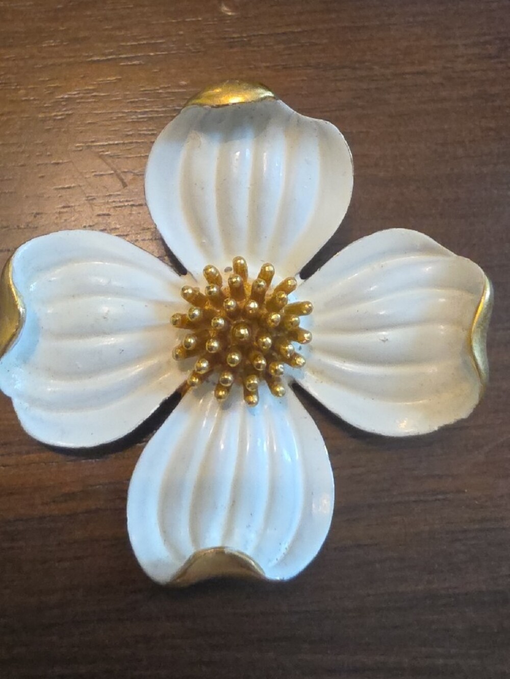 Crown Trifari Gold & Cream Tone Dogwood Brooch VINTAGE 1950's